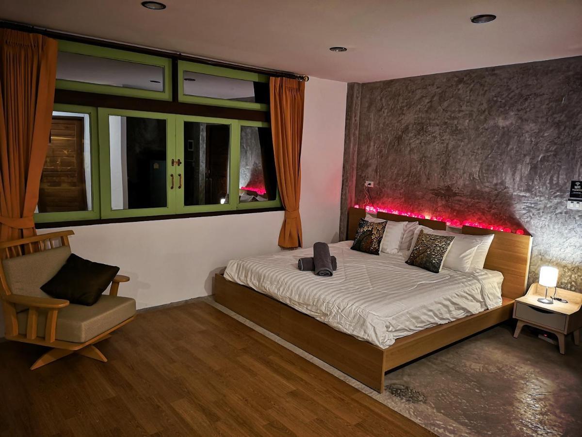 Tonmai Suites Ko Lanta Kültér fotó