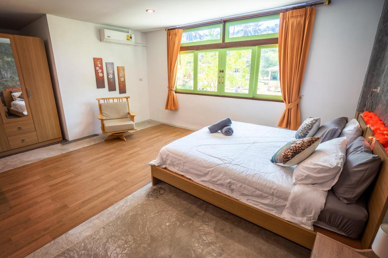 Tonmai Suites Ko Lanta Kültér fotó