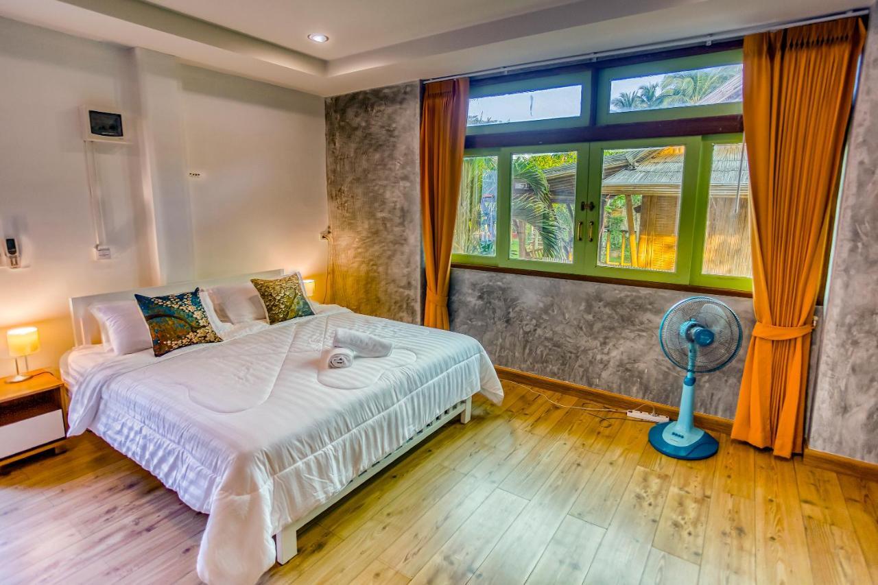 Tonmai Suites Ko Lanta Kültér fotó
